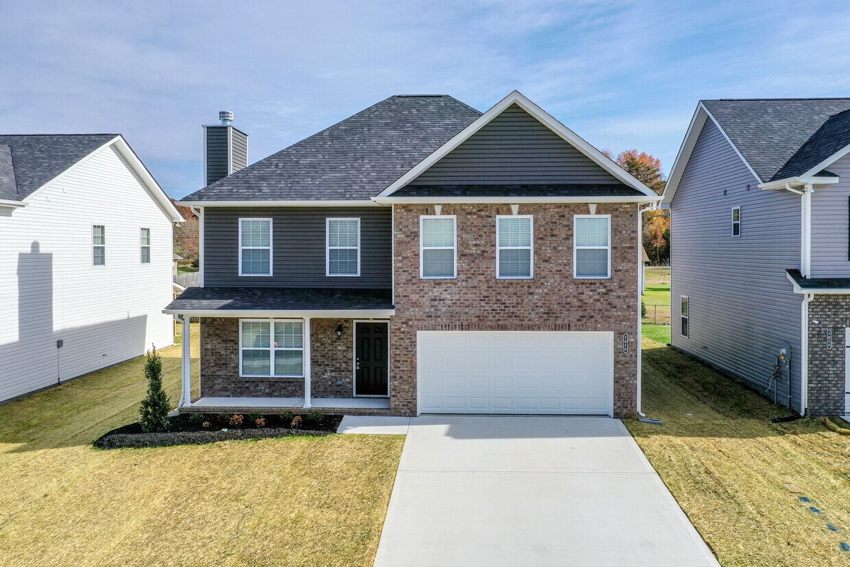 3050 Farmhouse Dr, Maryville, TN 37803 House Rental in Maryville, TN