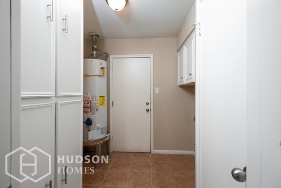 Building Photo - NOW AVAILABLE! 10007 Braes Forest, Houston...