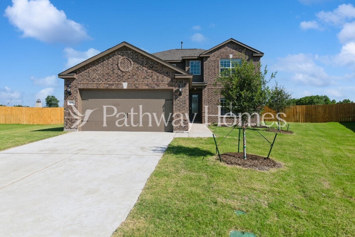 Foto principal - 601 Brookside Dr