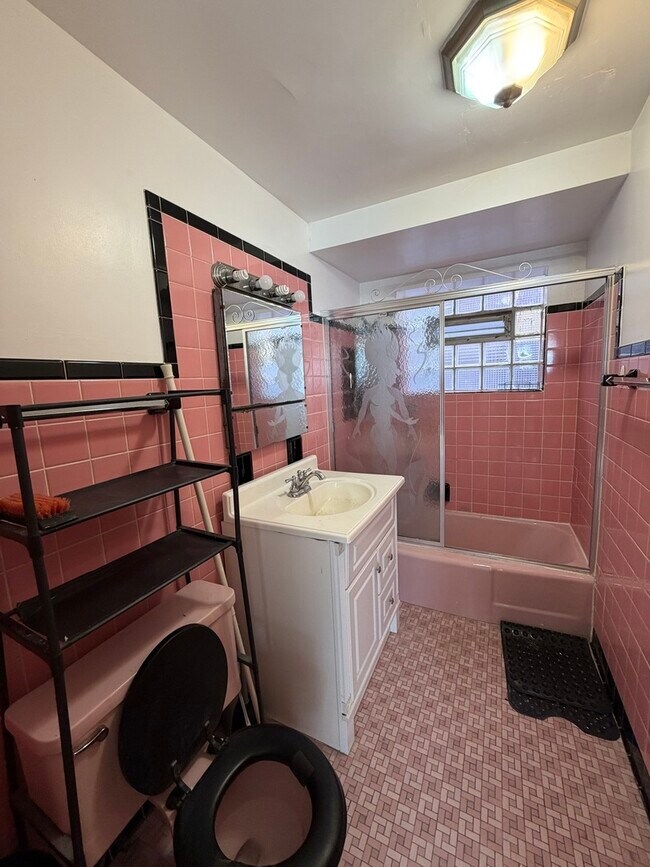 Foto del edificio - 7228 S Phillips Ave