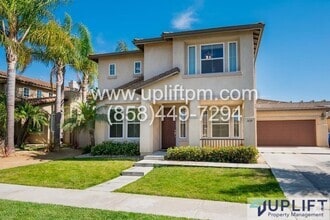 Building Photo - 1430 Stanislaus Dr