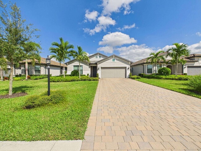 Photo - Furnished 3 Bedroom, 2 Bath Single-Family ... Apartment