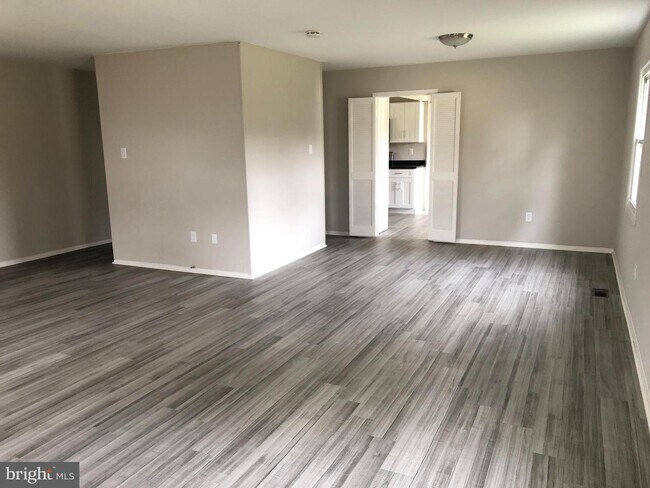 Foto del edificio - 3817 Winchester Ln