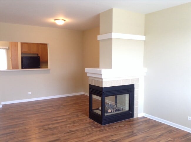Building Photo - 2285 Daybreak Dr
