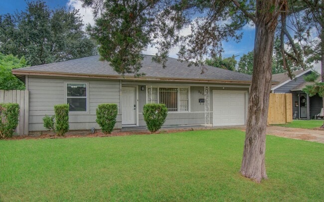 Foto del edificio - 3626 Songwood St