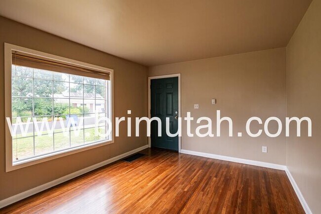 Foto del edificio - 948 E Millcreek Way