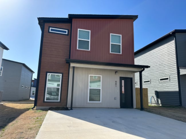 Photo - 881 Boardwalk Ave House