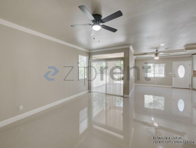 Foto del edificio - 2293 Sierra Madre Ave