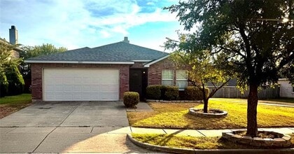 Building Photo - 8021 Stowe Springs Ln