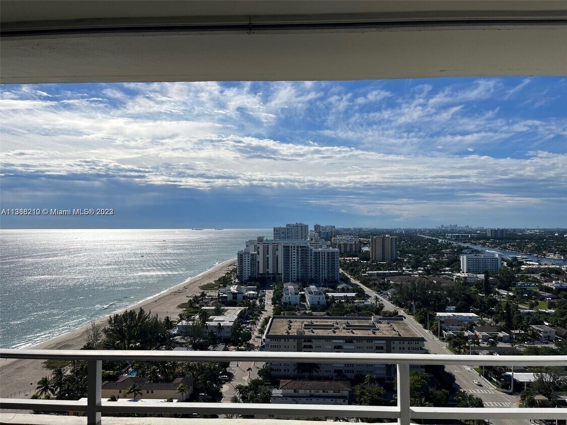 111 Briny Ave Unit 2704, Pompano Beach, FL 33062 Condo for Rent in