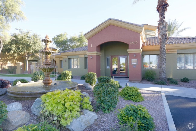 Exterior - San Miguel