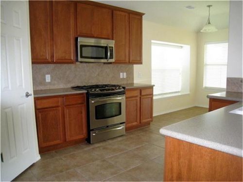 Building Photo - 3515 Bakerswood Dr