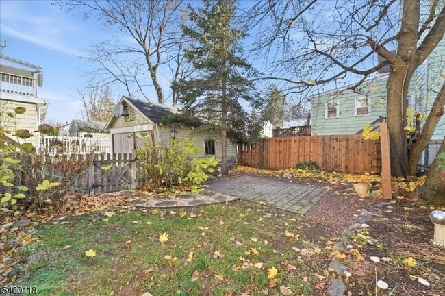 Building Photo - 30 Central Ave