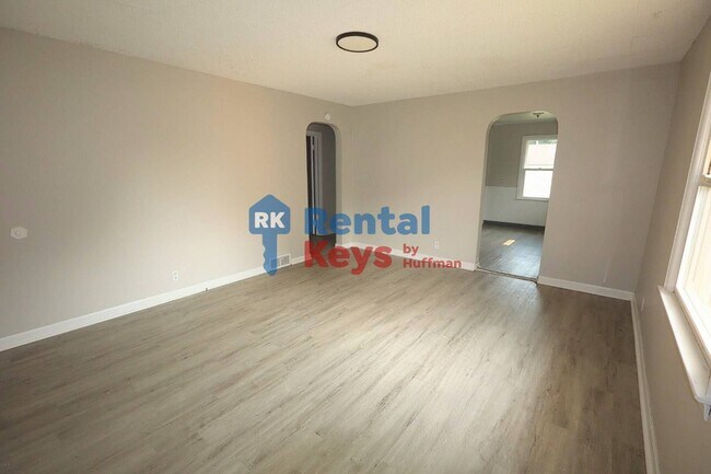 Foto del edificio - Two Bedroom House | Move in Ready