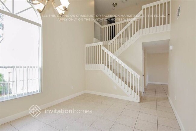 Foto del edificio - 19093 NW 12th Ct