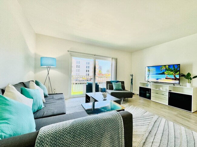 Foto del edificio - 3626 NE 168th St