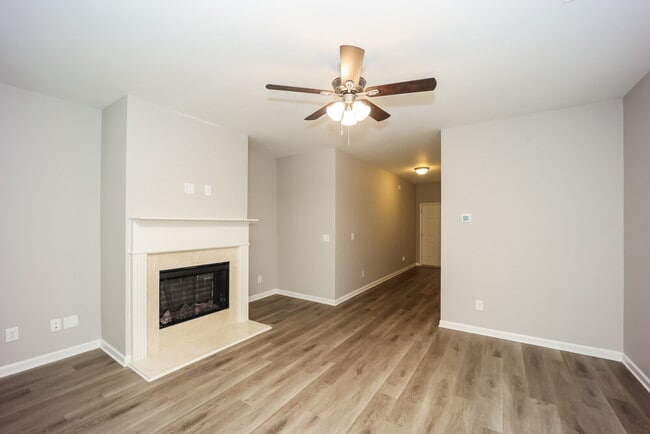 Building Photo - 7 Southwind Cir