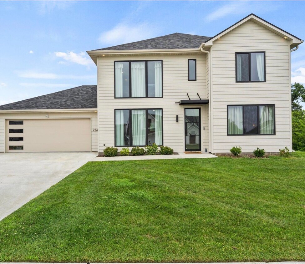 Foto principal - 2240 N Traveller Dr