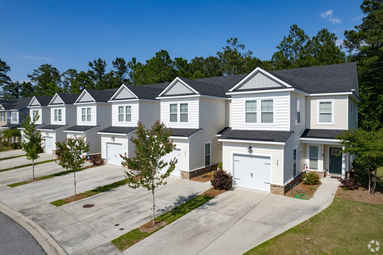 Foto principal - Berkley Walk Townhomes