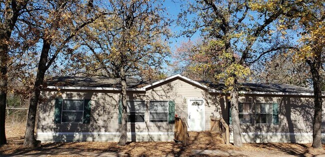 Foto del edificio - 8315 Burleson Manor Rd