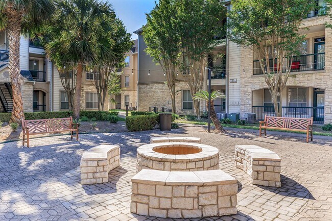 Foto del edificio - 5510 S Rice Ave