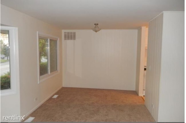 Building Photo - 2 br, 2 bath Condo - 3104 ROBERTS DRIVE