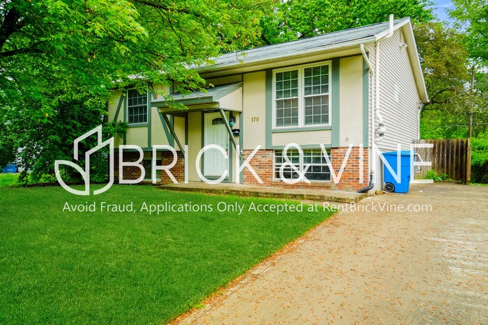 Foto principal - 170 Penick Ave