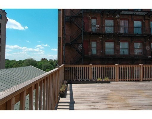 Foto del edificio - 48-50 Winter St