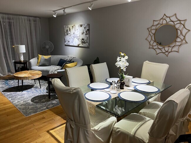 Open concept allows easy flow from dining to relaxing! - 4633 Wild Indigo St