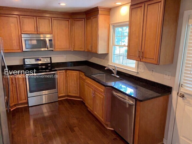 Foto del edificio - 2316 Horsley Dr