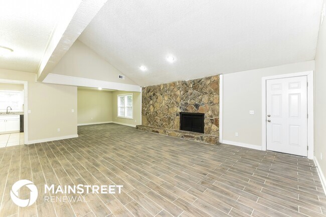 Foto del edificio - 1823 Quailwood Dr