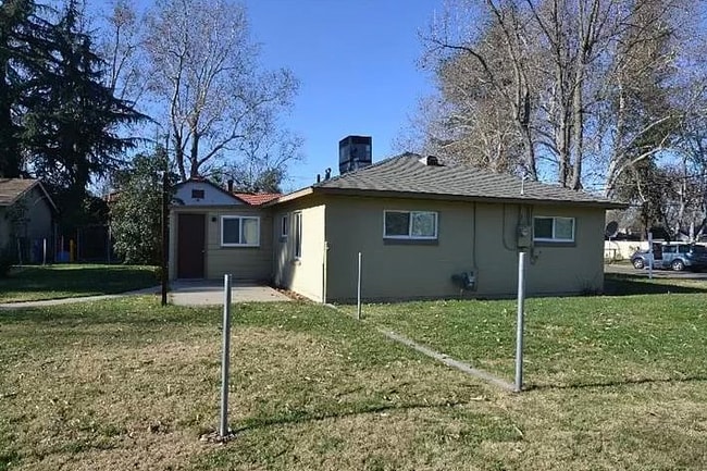 Building Photo - 1146 Azusa St