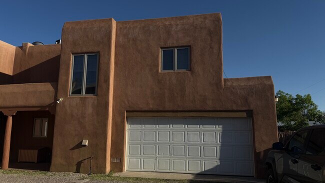 Foto del edificio - 914 Hickox St
