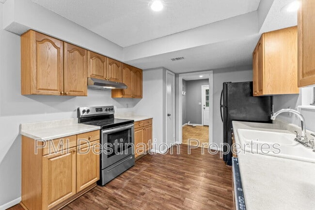 Building Photo - 16107 W 141st Terrace