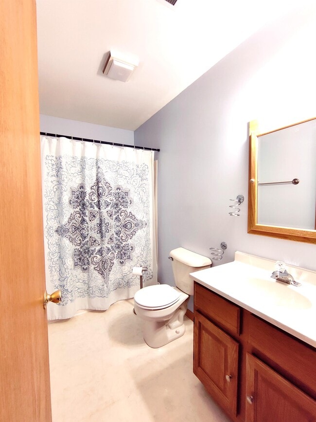 Building Photo - 1362 Grace Cir