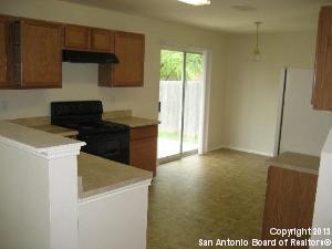 Foto del edificio - SPACIOUS 4 BR ON A CUL-DE-SAC W/ 2 LIVING ...