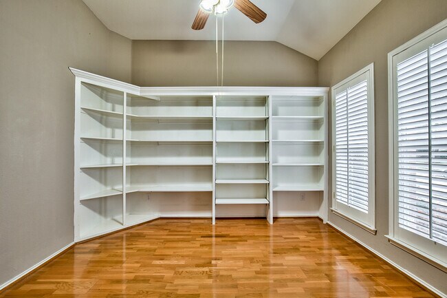 Building Photo - 3016 Afton Ridge Dr