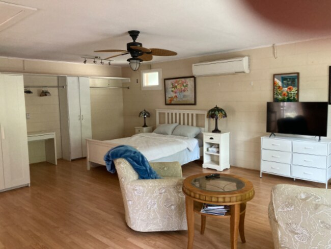 Foto del edificio - 1305 Green Cove Rd