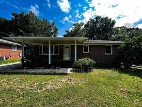 Building Photo - 1908 Rayston Dr