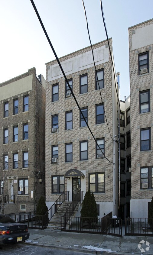 Foto del edificio - 311 8th St