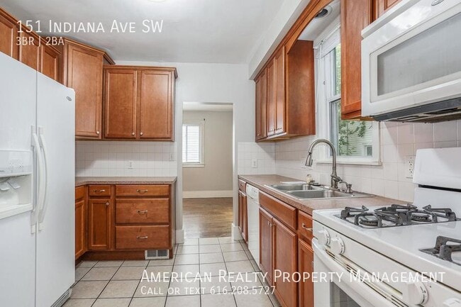 Foto del edificio - 151 Indiana Ave SW