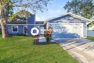 Building Photo - 977 Island Ave NW