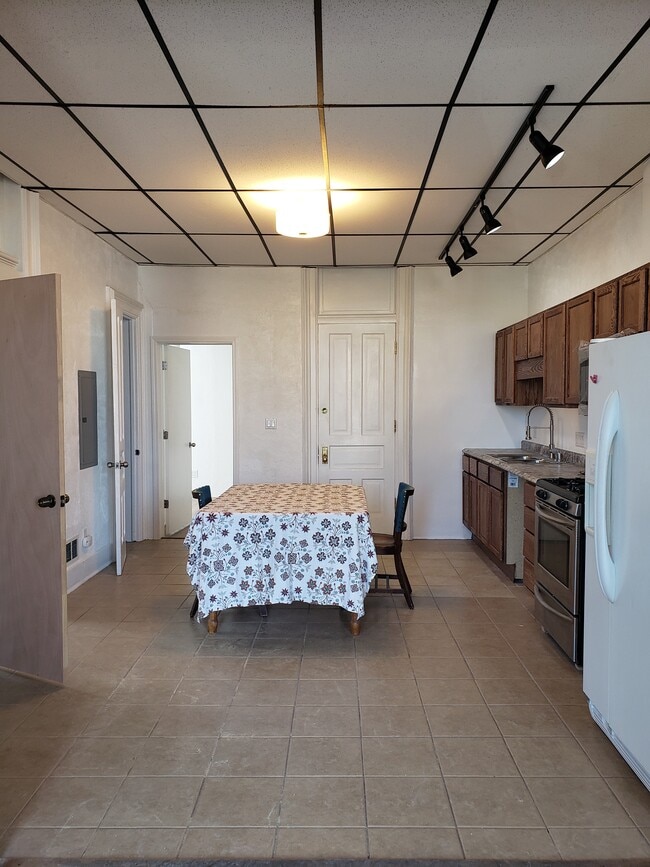 Building Photo - 2969 S Archer Ave