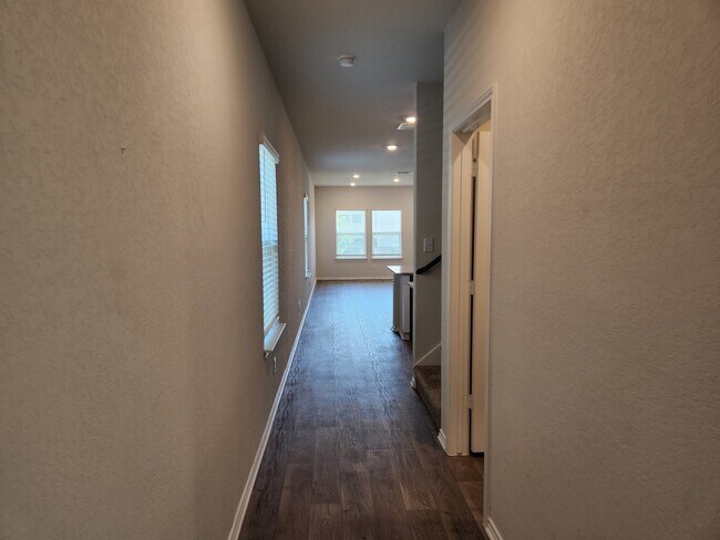 Foto del edificio - 3 Bedroom Home w Covered Patio in Stoney C...