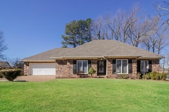 Building Photo - 4237 Monterey Dr