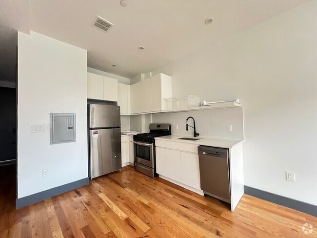 Building Photo - 568 Communipaw Ave