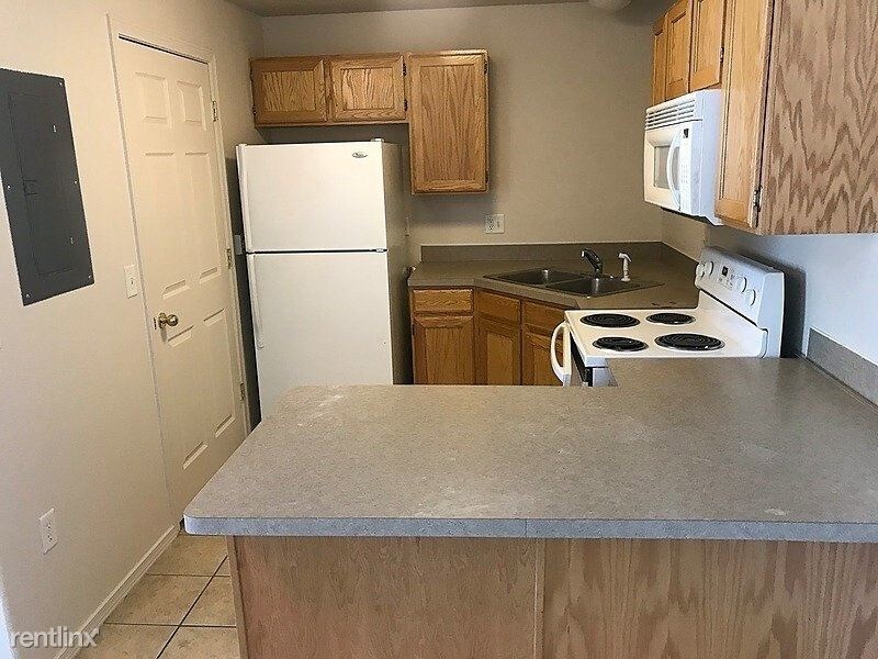 Building Photo - 1 br, 1 bath Apartment - 1486 Curlew Drive