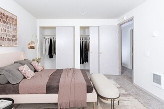 Interior Photo - PARKGROVE APARTMENTS