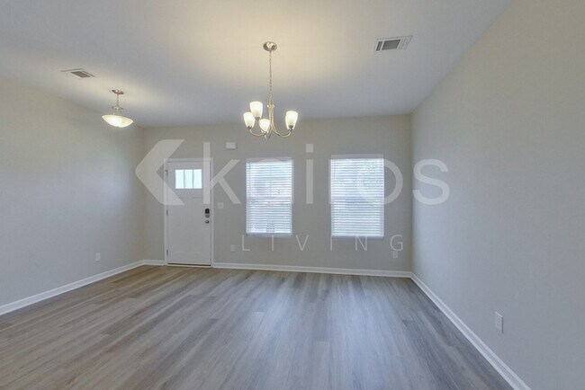 Foto del edificio - 7034 Foggy River Dr