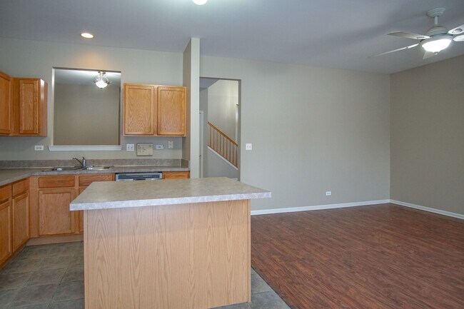 Foto del edificio - 2527 Looking Glass Ct